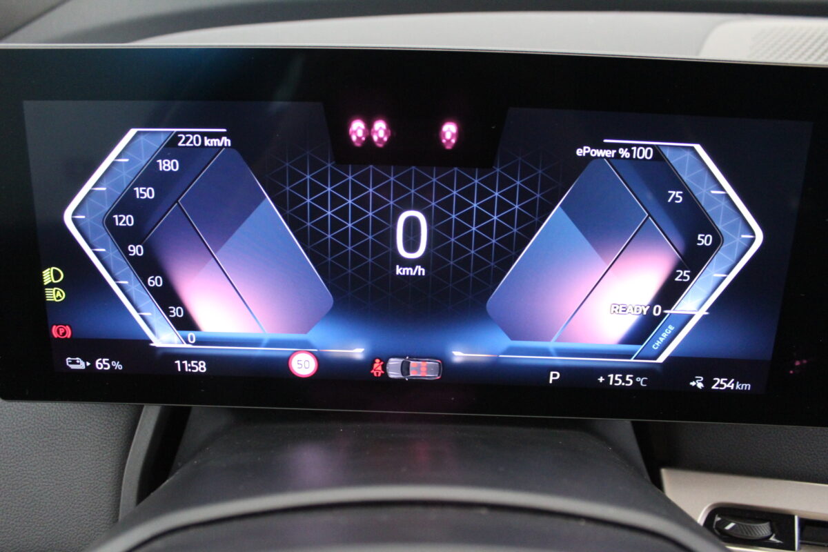 Fotografie vozu - klik pro zvětšení