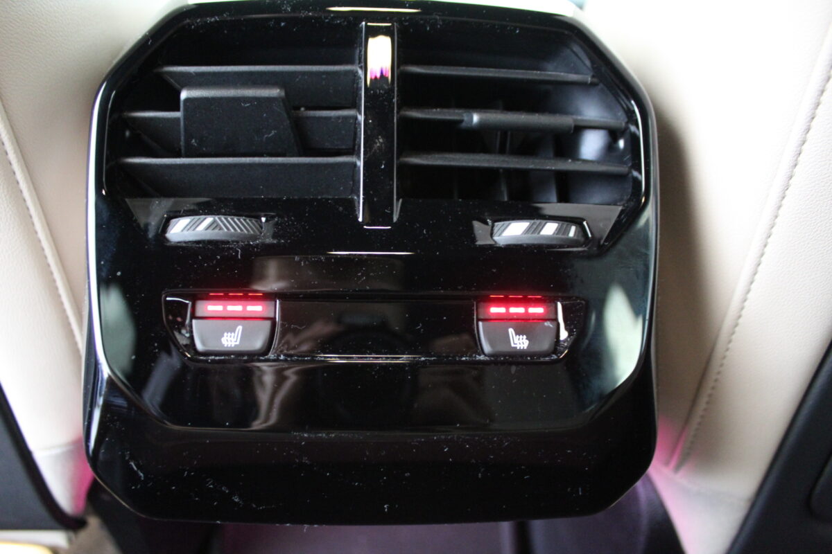 Fotografie vozu - klik pro zvětšení