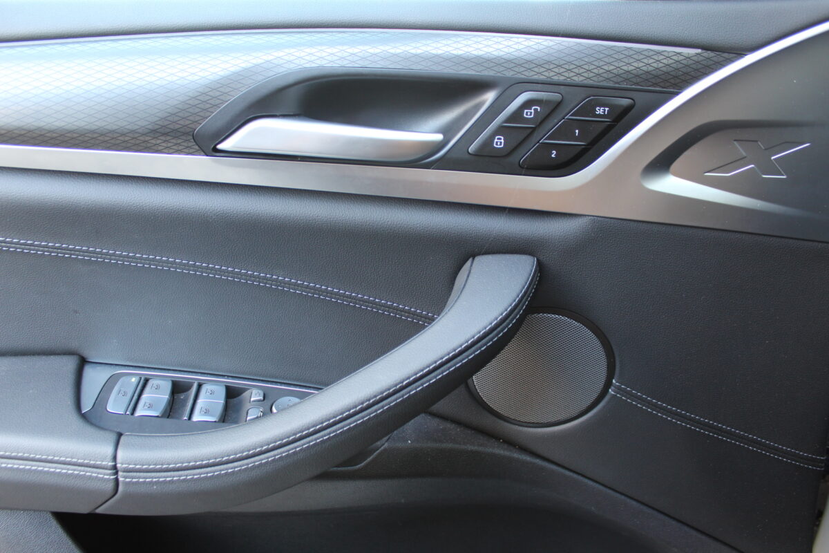 Fotografie vozu - klik pro zvětšení