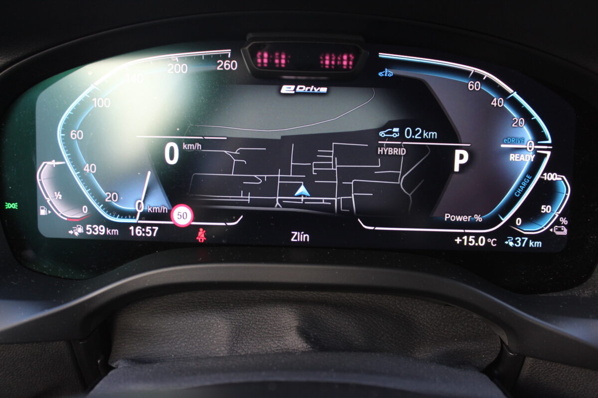 Fotografie vozu - klik pro zvětšení