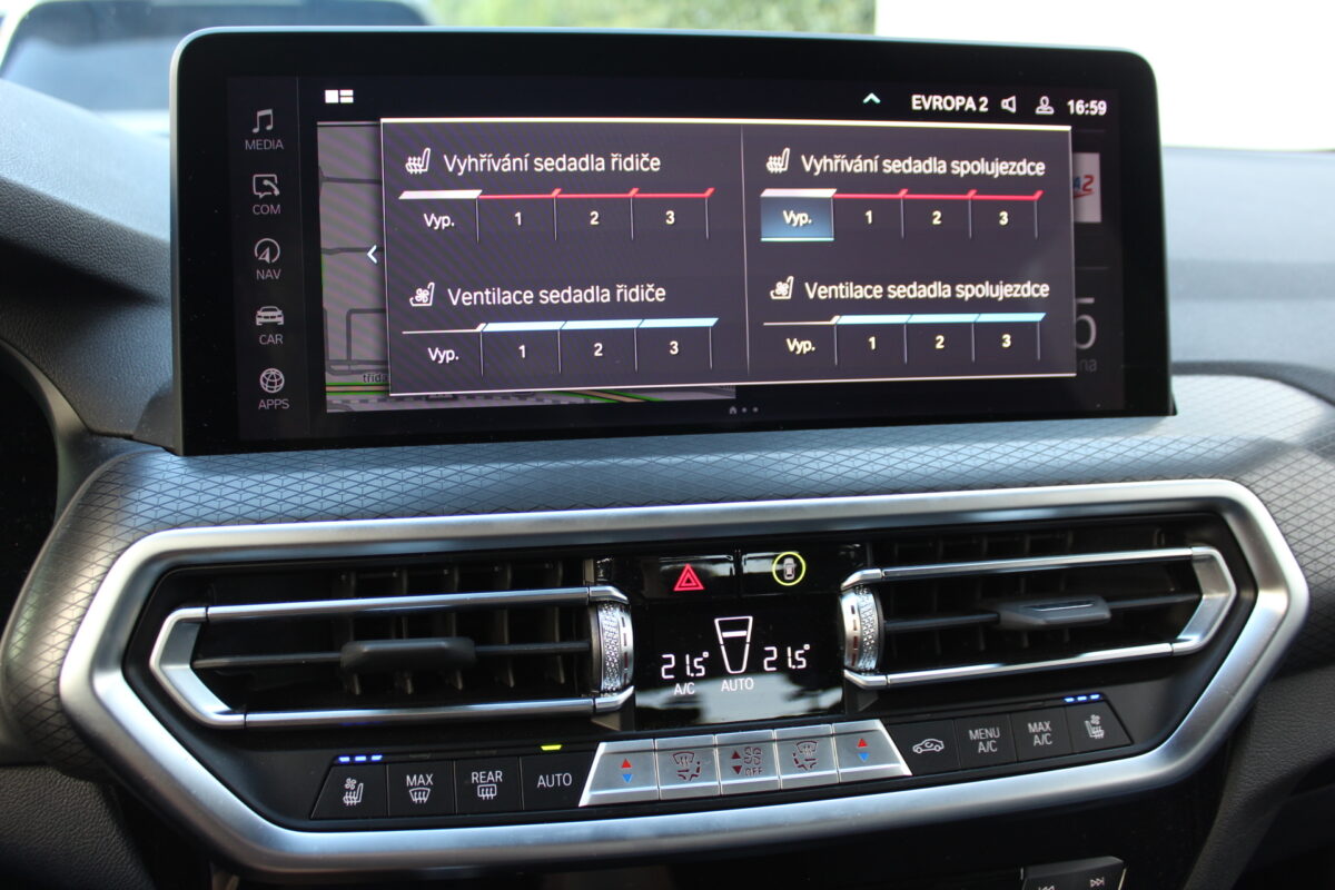 Fotografie vozu - klik pro zvětšení