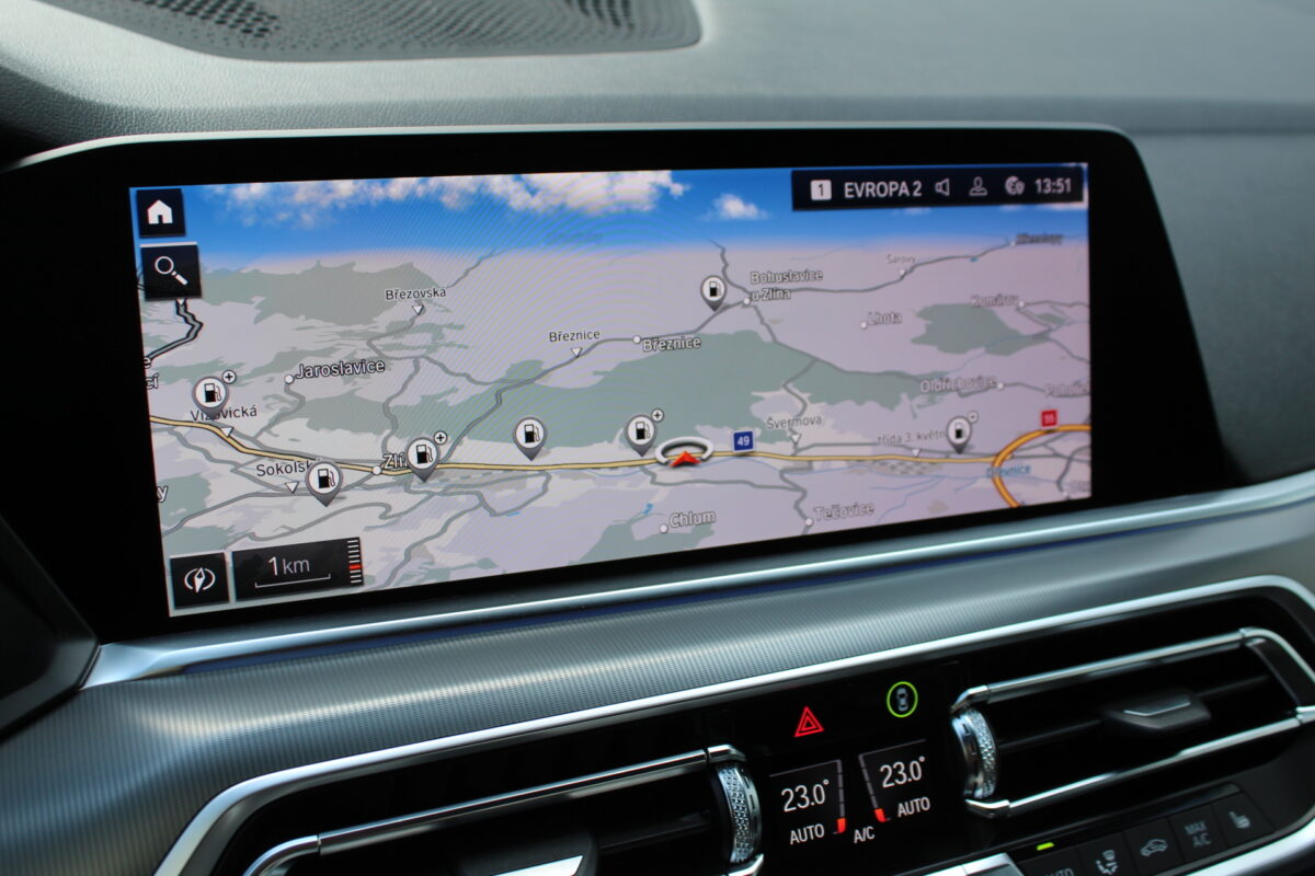 Fotografie vozu - klik pro zvětšení