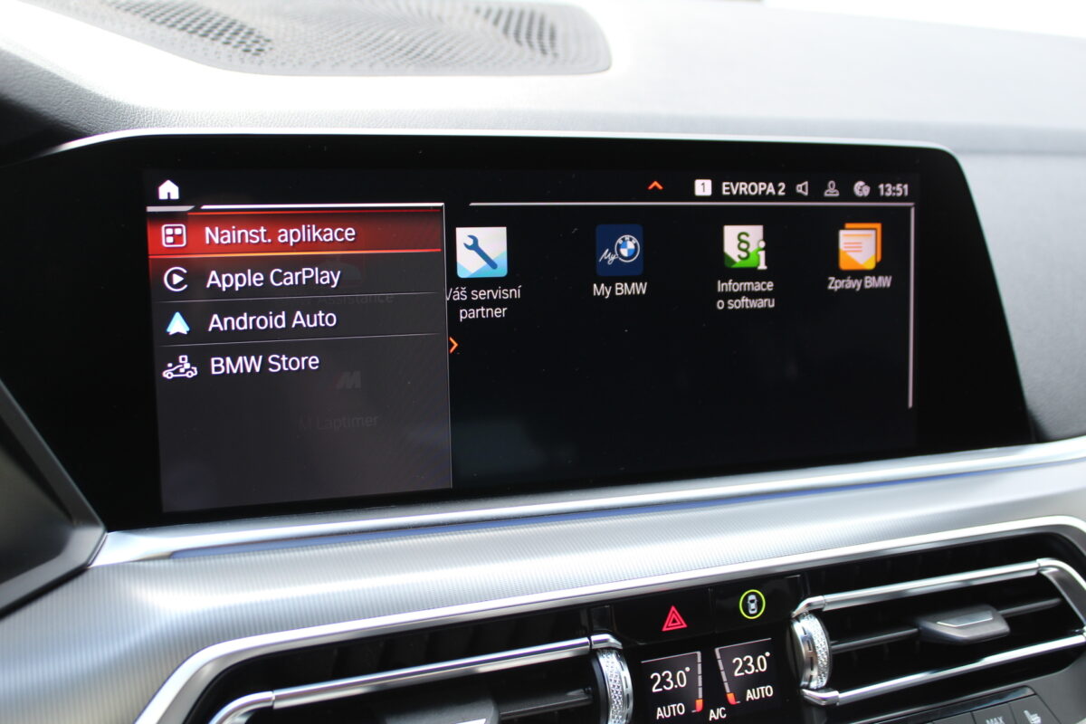 Fotografie vozu - klik pro zvětšení