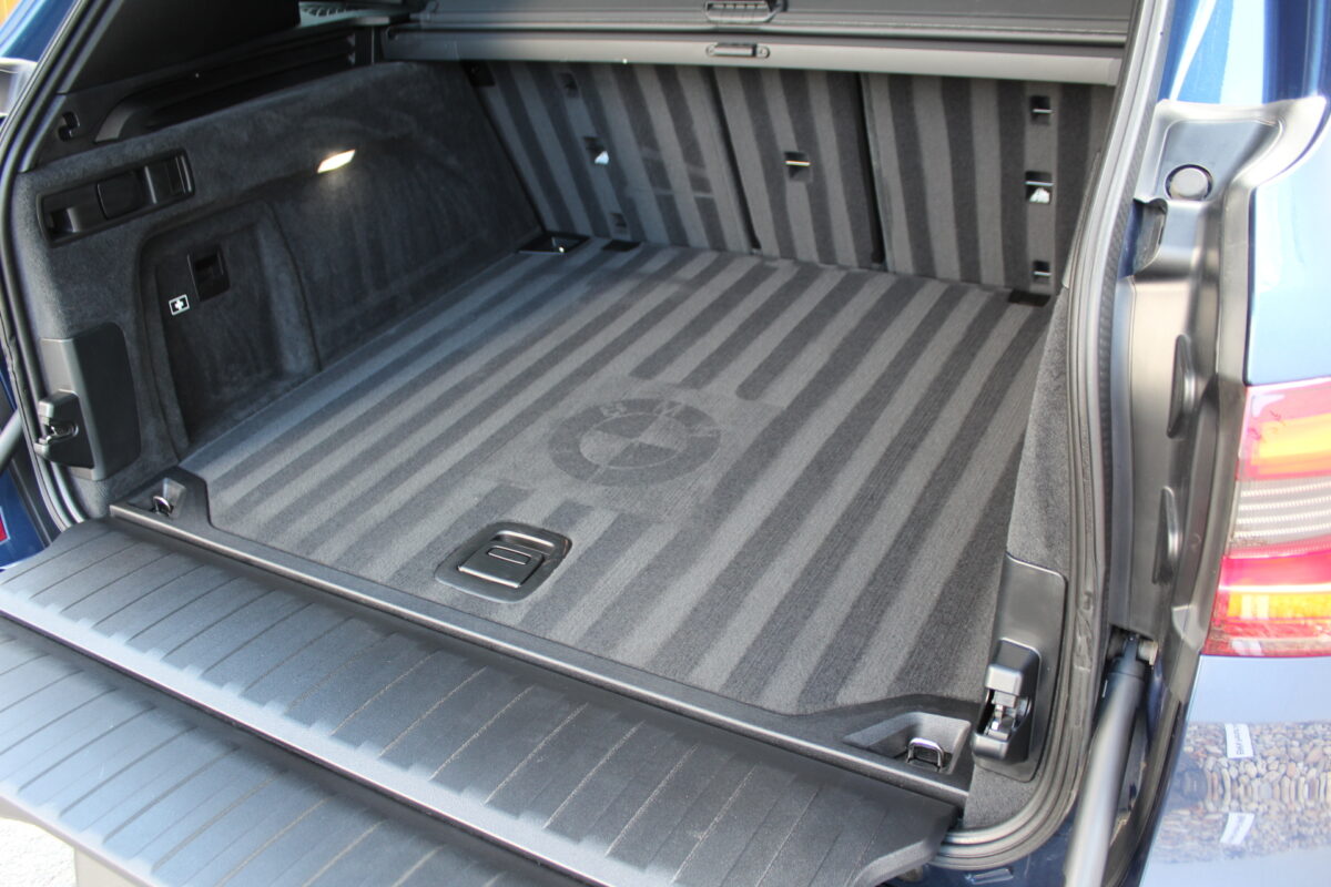 Fotografie vozu - klik pro zvětšení