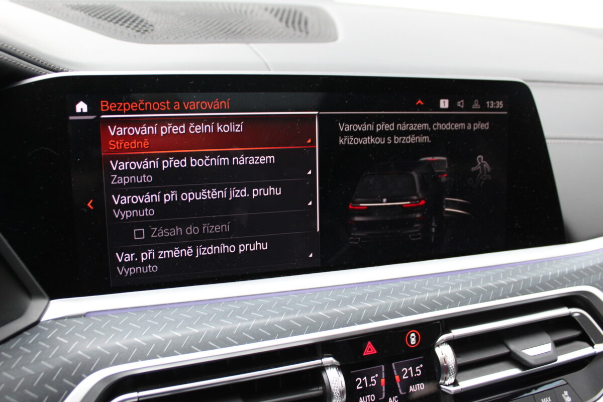 Fotografie vozu - klik pro zvětšení