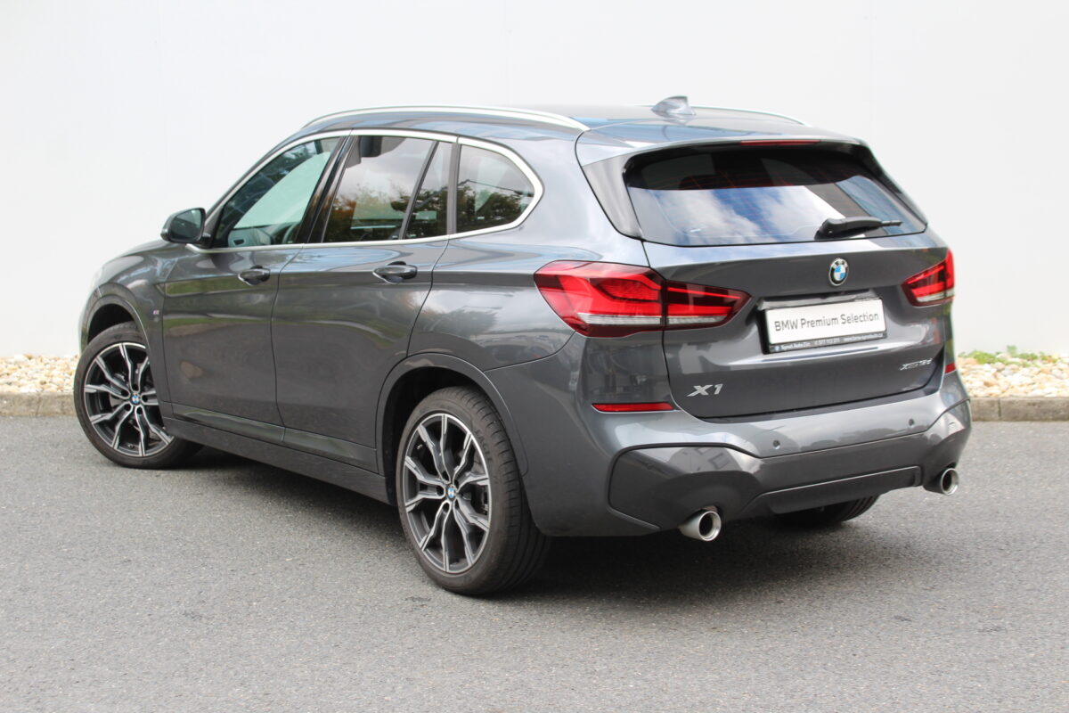 Fotografie vozu - klik pro zvětšení