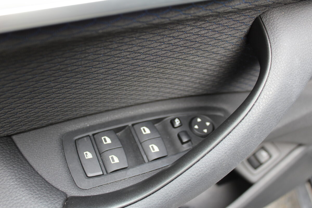 Fotografie vozu - klik pro zvětšení