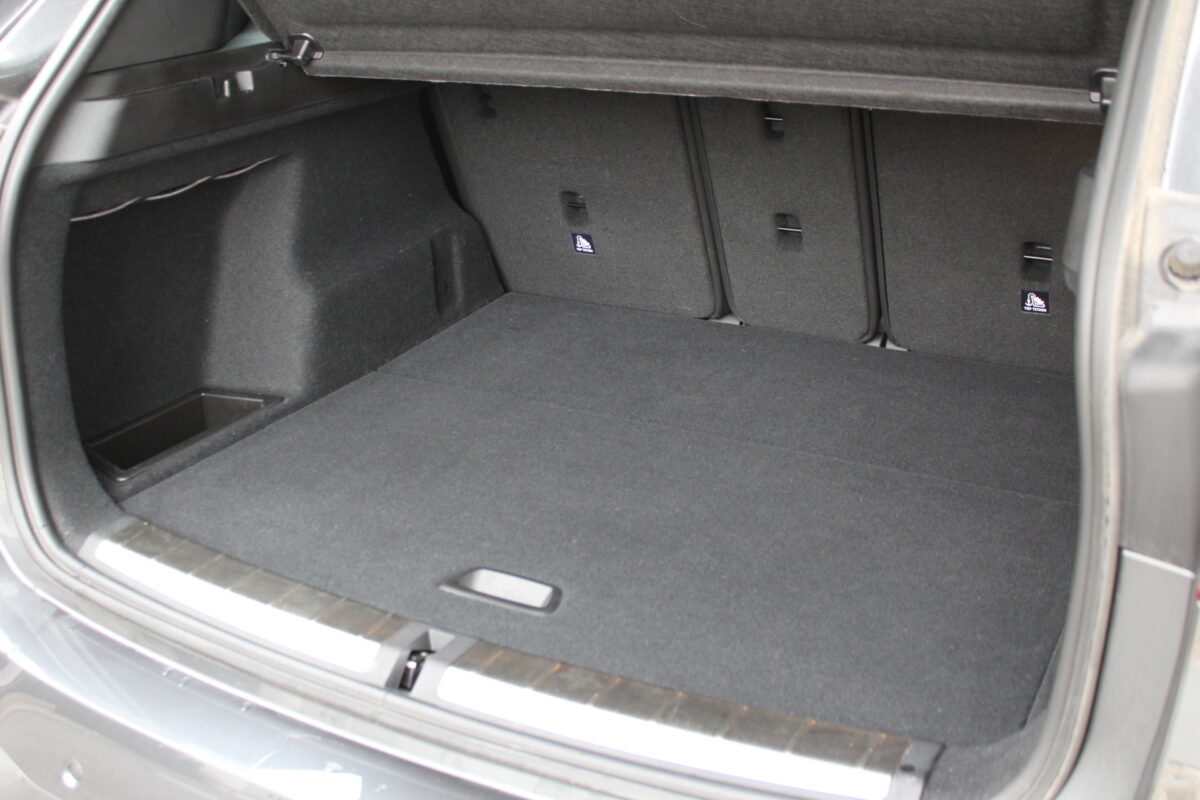 Fotografie vozu - klik pro zvětšení