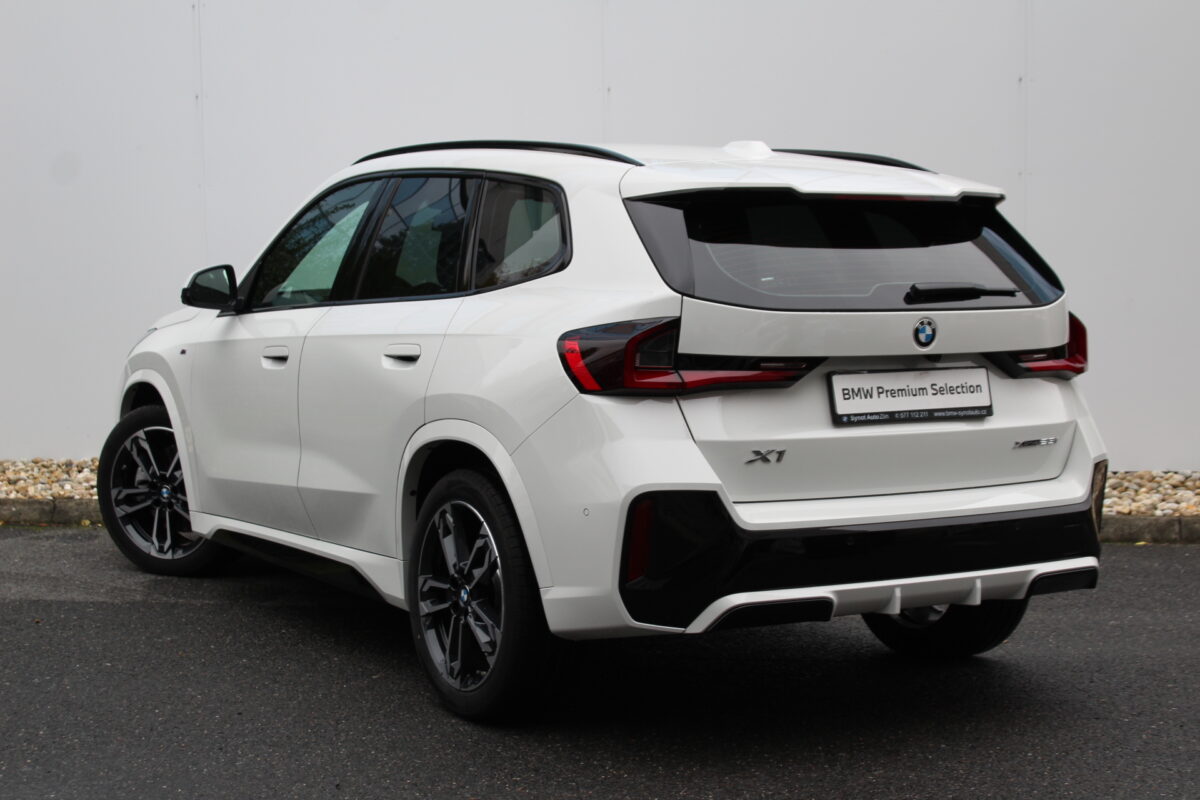 Fotografie vozu - klik pro zvětšení