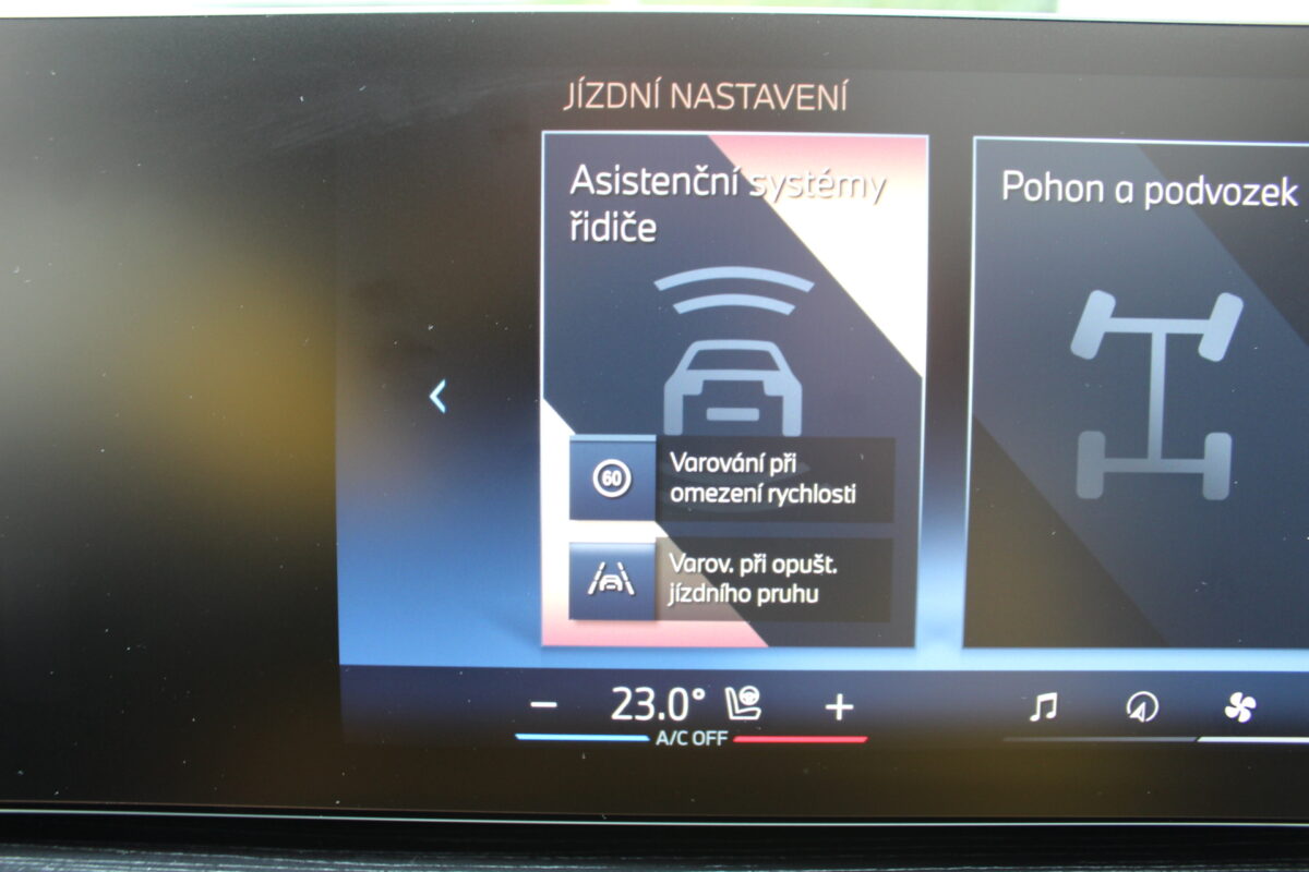 Fotografie vozu - klik pro zvětšení