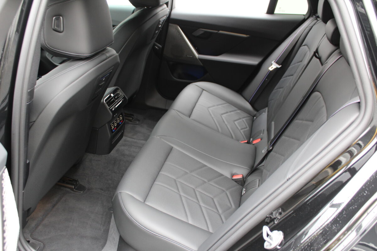 Fotografie vozu - klik pro zvětšení