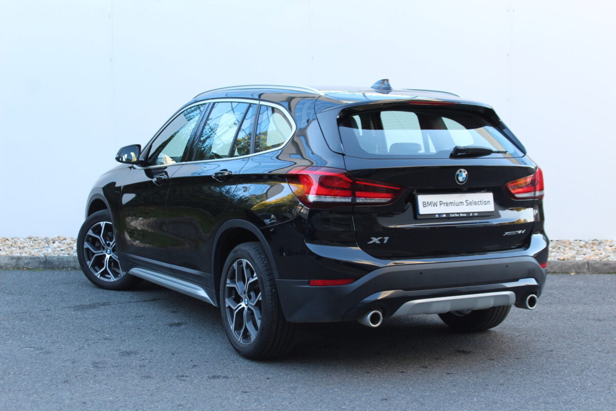 Fotografie vozu - klik pro zvětšení