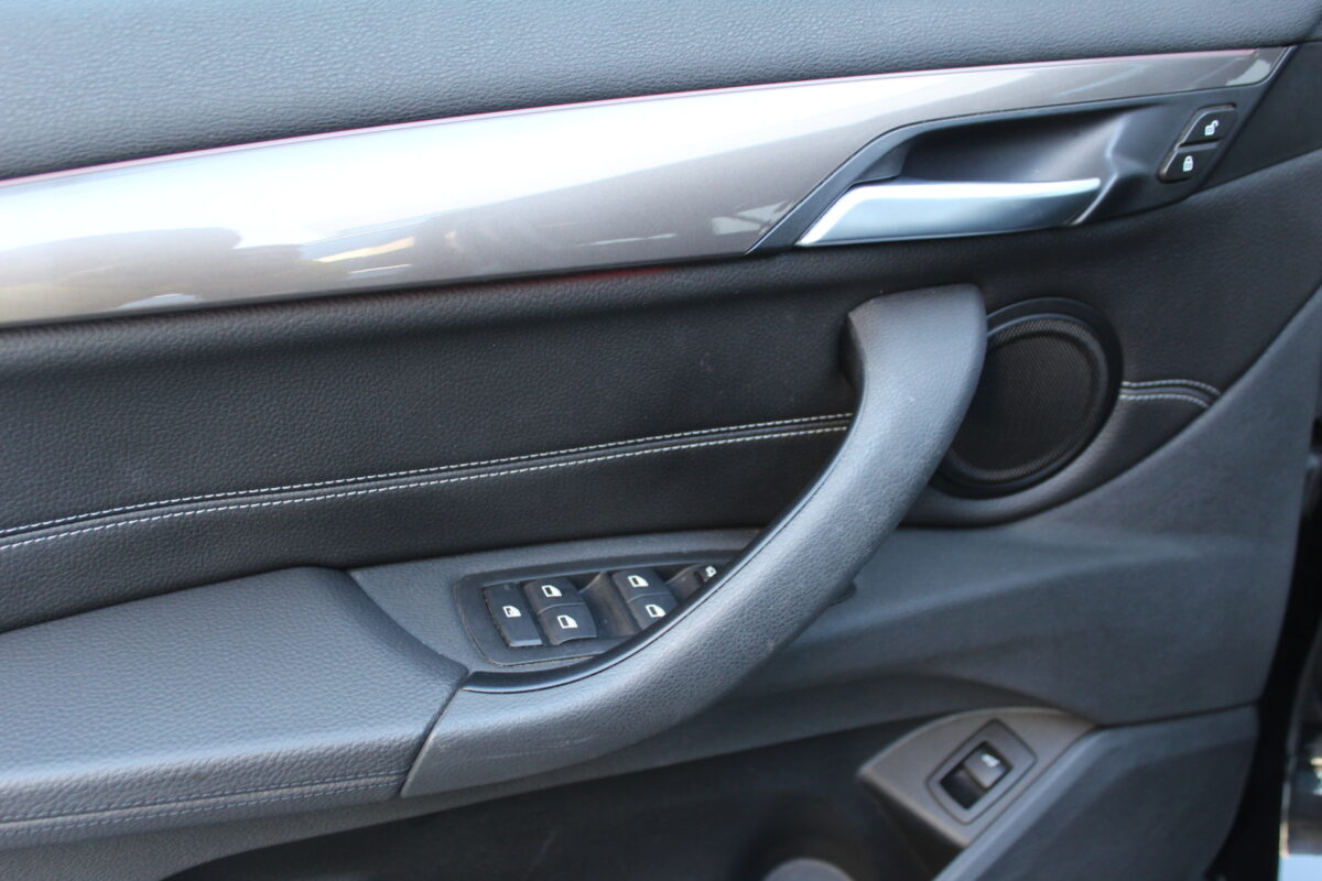 Fotografie vozu - klik pro zvětšení