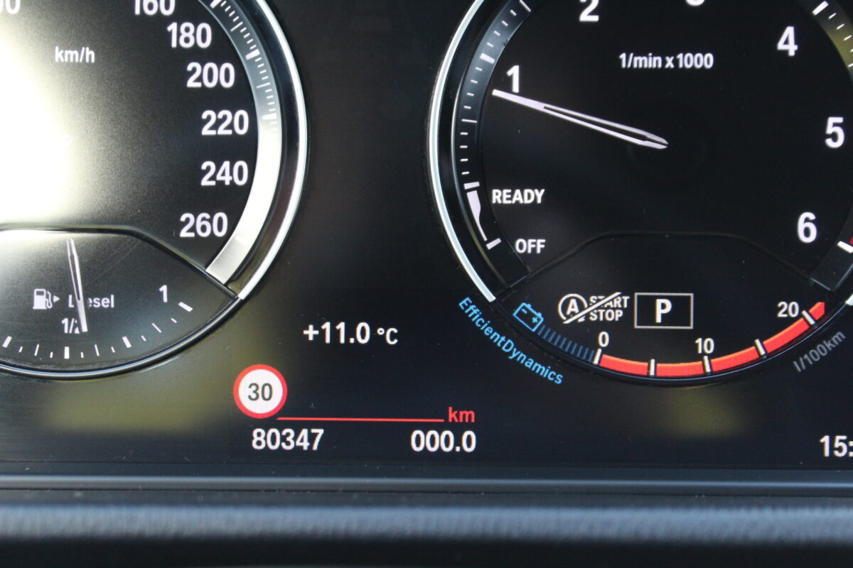 Fotografie vozu - klik pro zvětšení