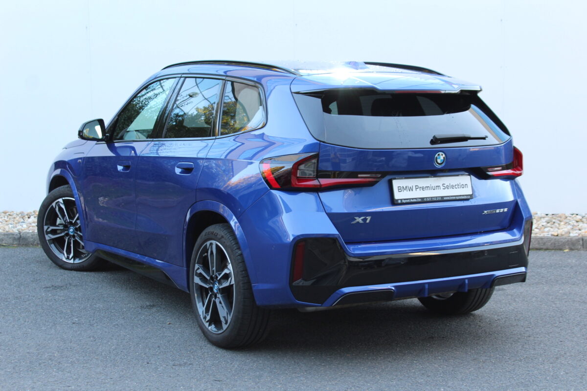 Fotografie vozu - klik pro zvětšení