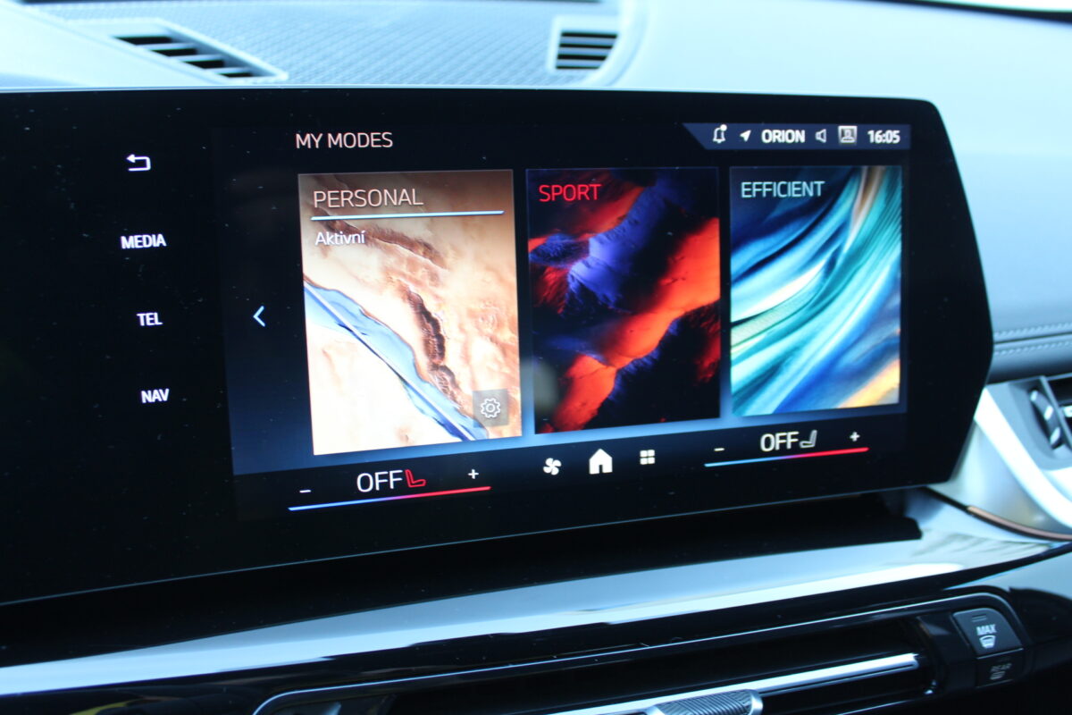 Fotografie vozu - klik pro zvětšení