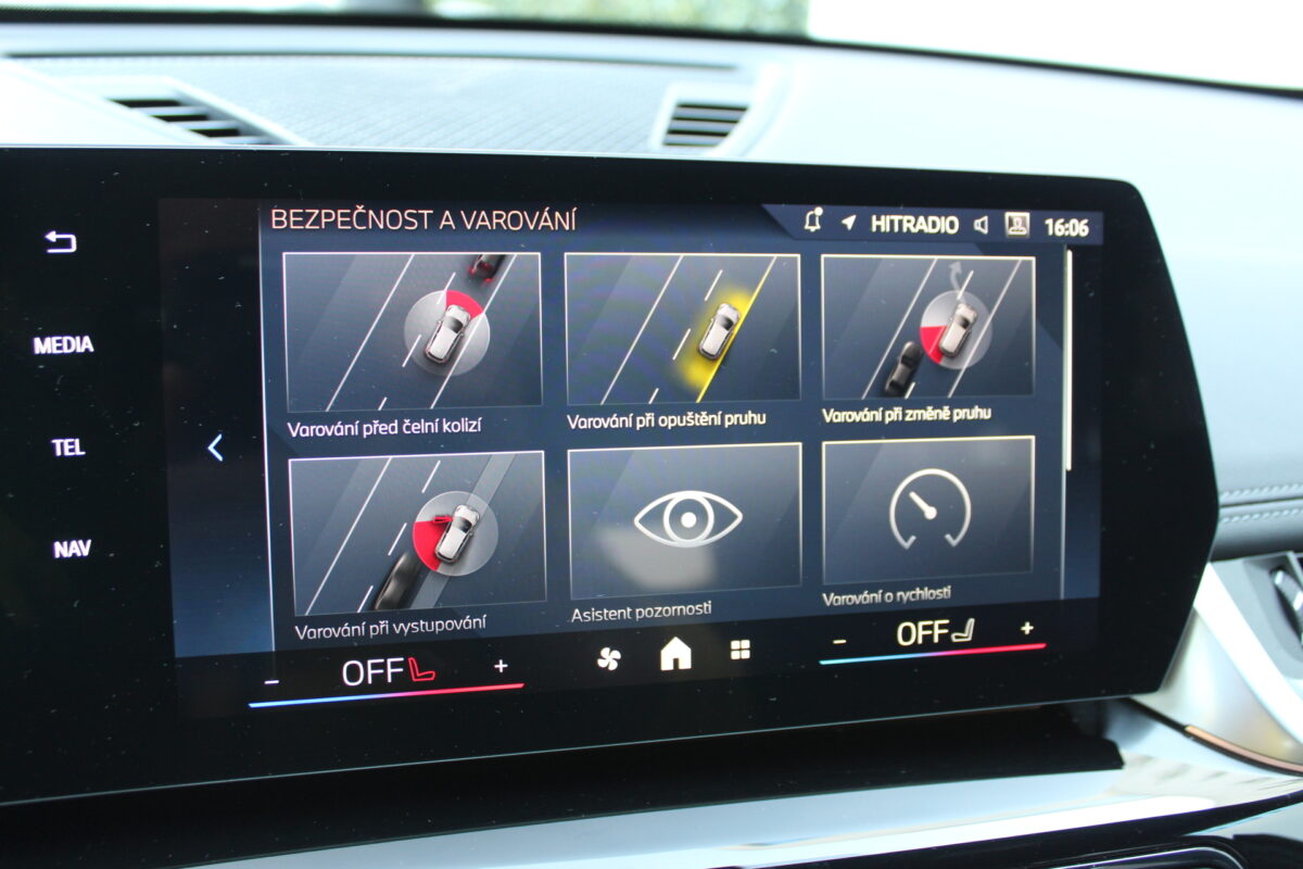 Fotografie vozu - klik pro zvětšení