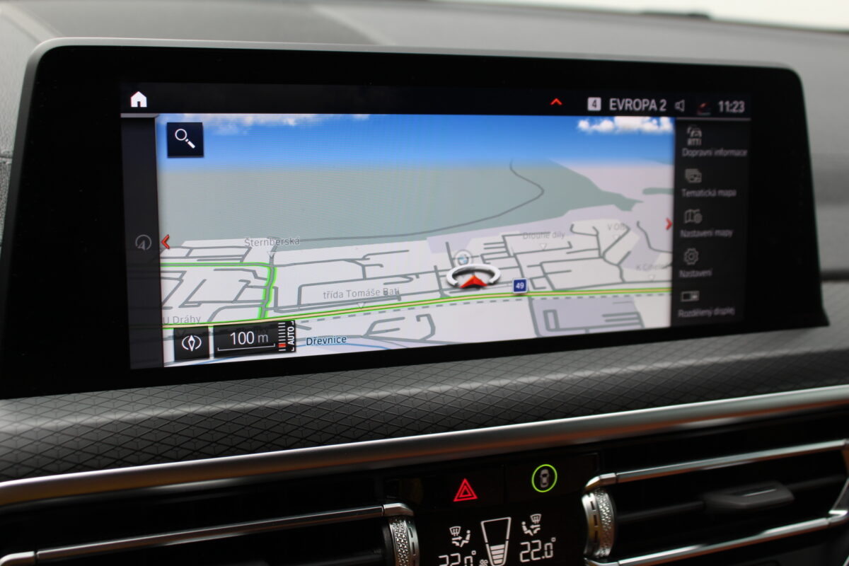 Fotografie vozu - klik pro zvětšení