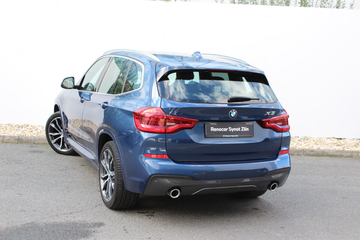 Fotografie vozu - klik pro zvětšení