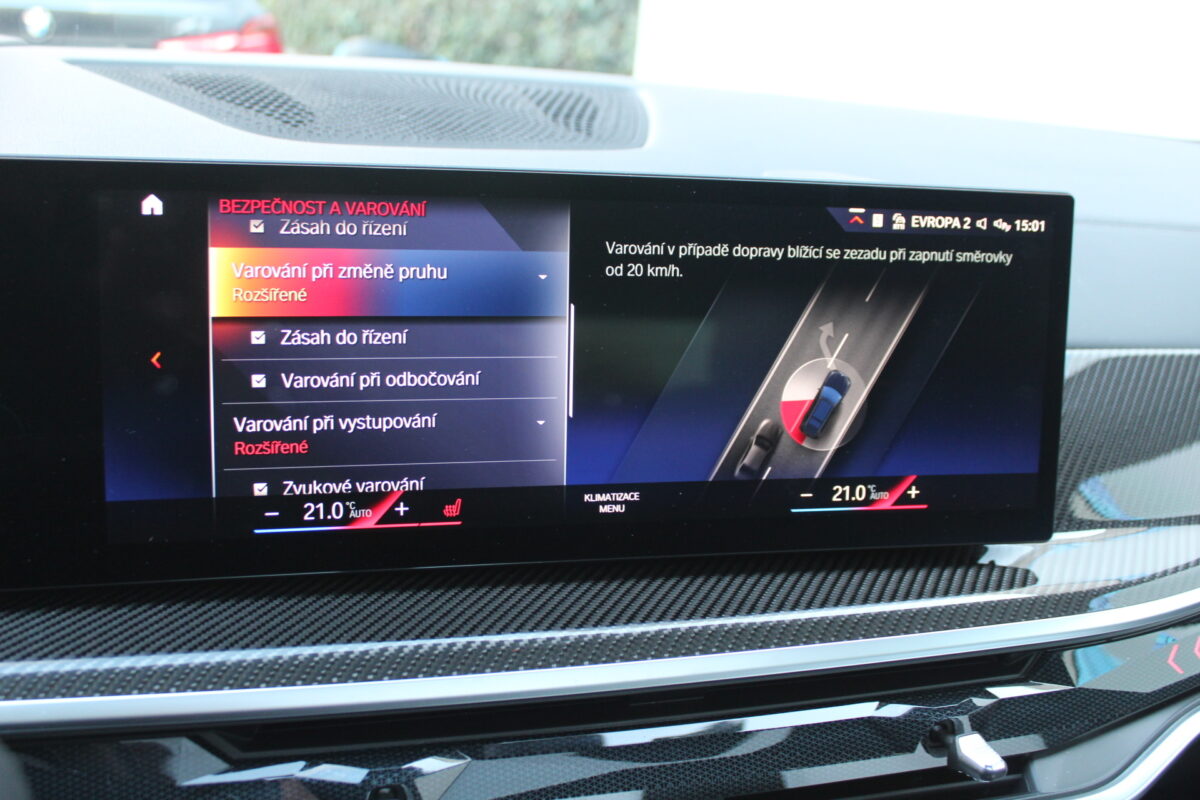 Fotografie vozu - klik pro zvětšení