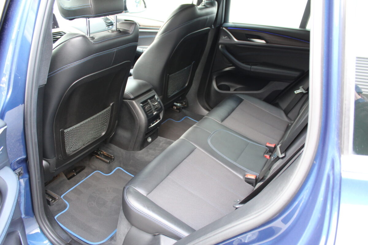 Fotografie vozu - klik pro zvětšení