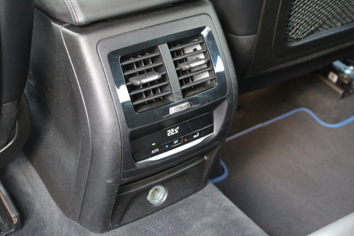 Fotografie vozu - klik pro zvětšení