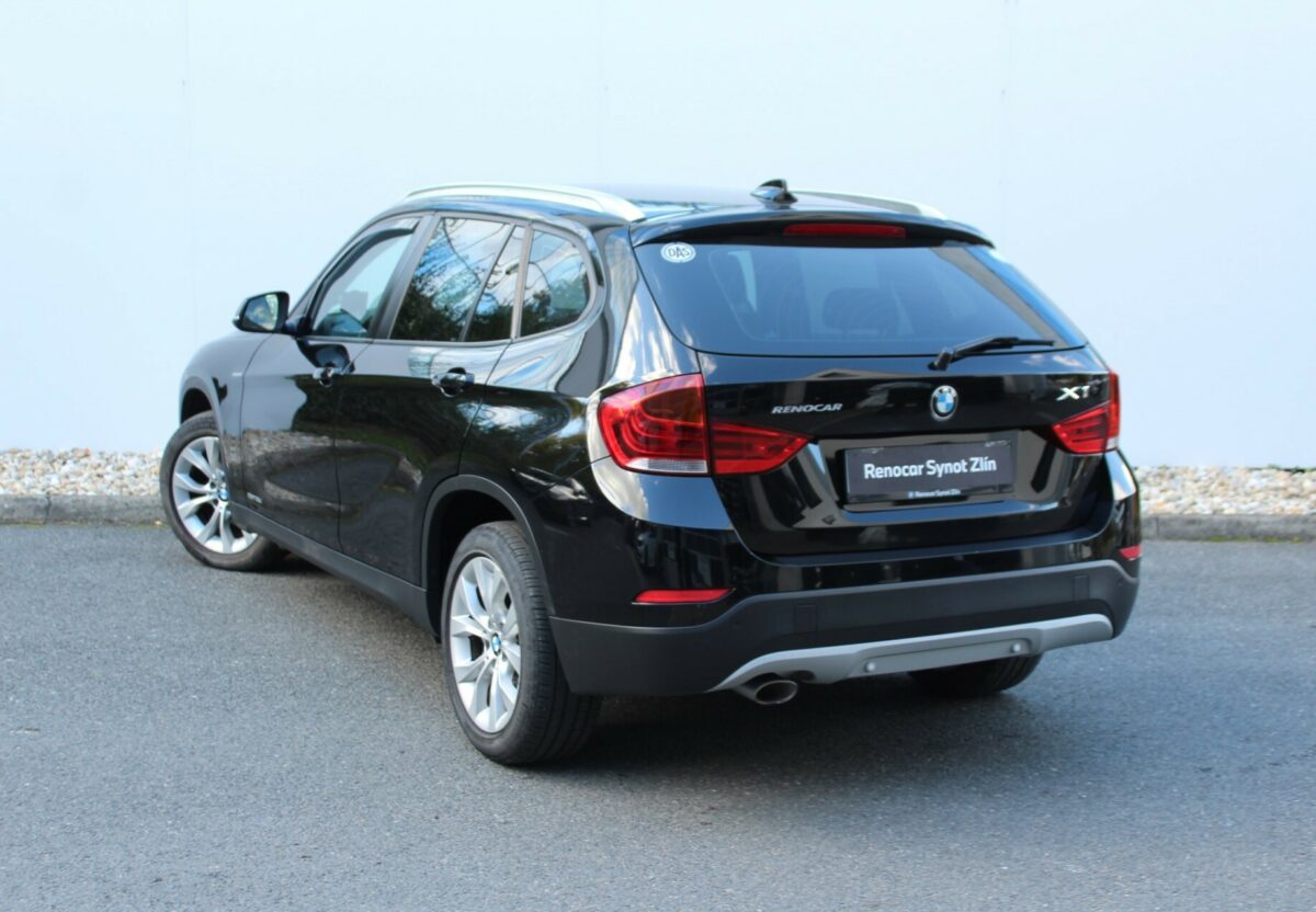 Fotografie vozu - klik pro zvětšení