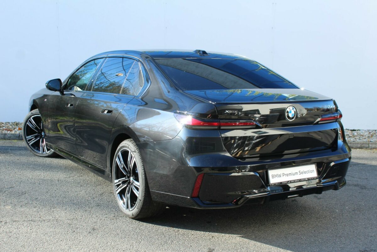 Fotografie vozu - klik pro zvětšení