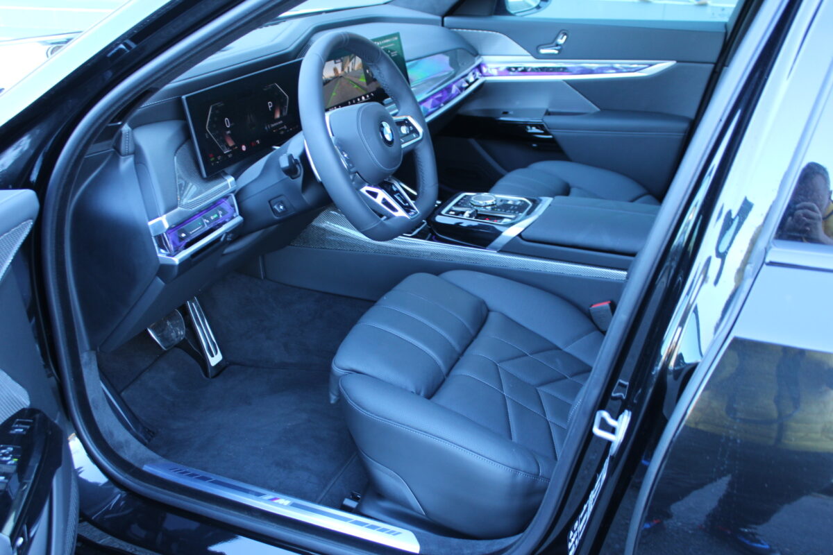 Fotografie vozu - klik pro zvětšení