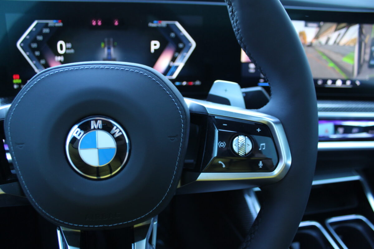 Fotografie vozu - klik pro zvětšení