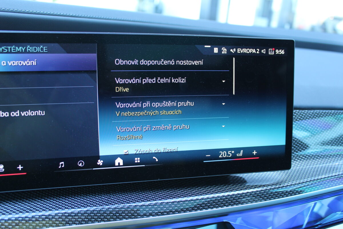 Fotografie vozu - klik pro zvětšení