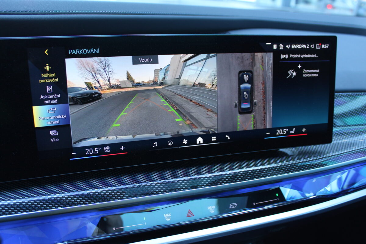 Fotografie vozu - klik pro zvětšení