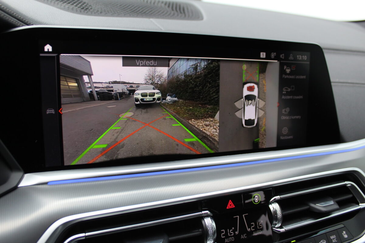 Fotografie vozu - klik pro zvětšení