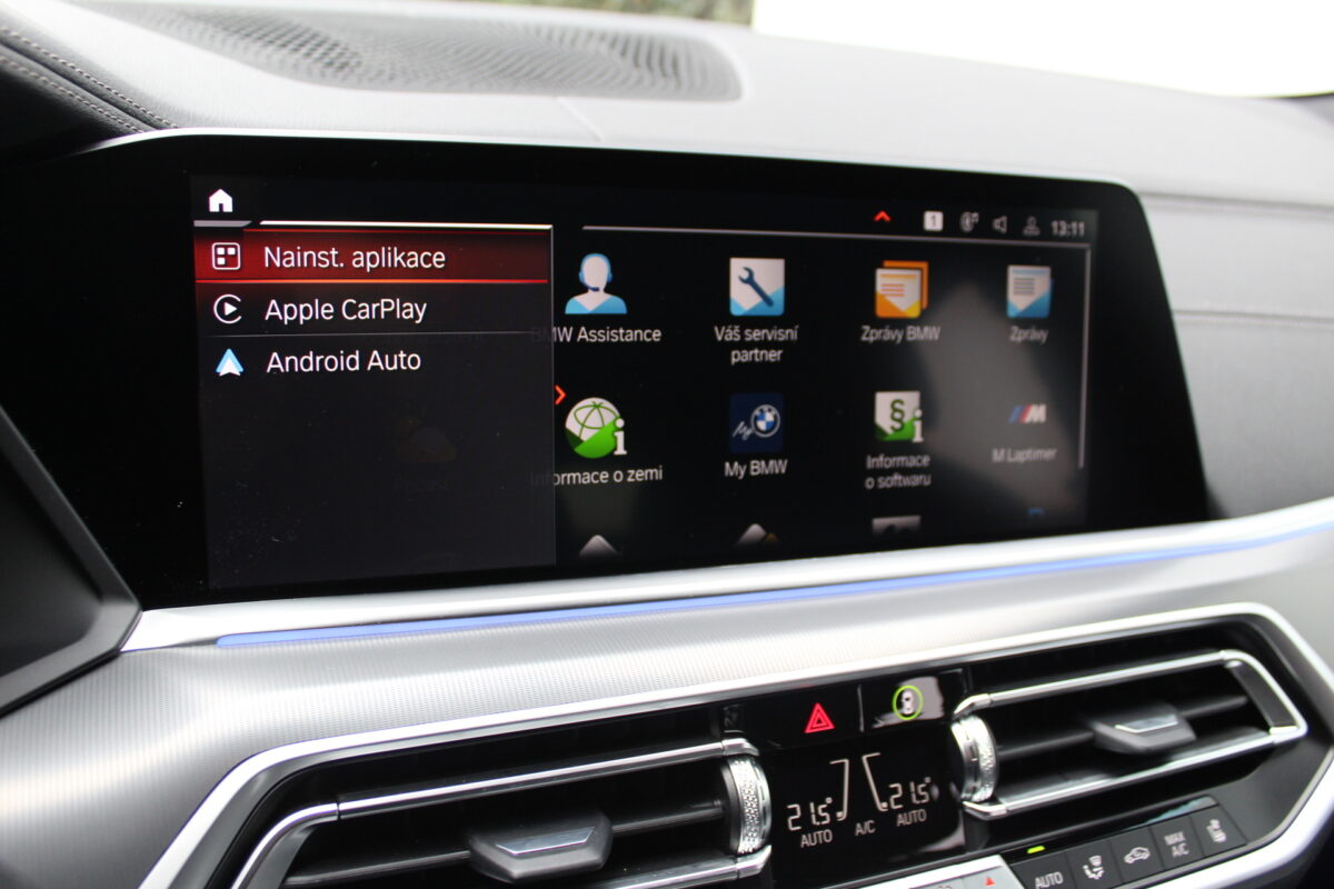 Fotografie vozu - klik pro zvětšení