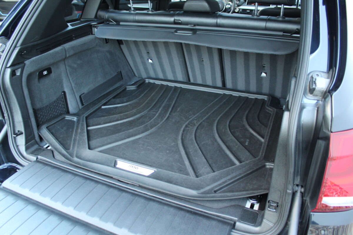 Fotografie vozu - klik pro zvětšení