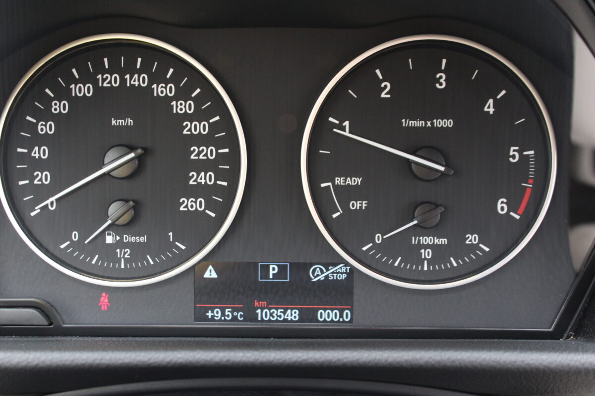 Fotografie vozu - klik pro zvětšení