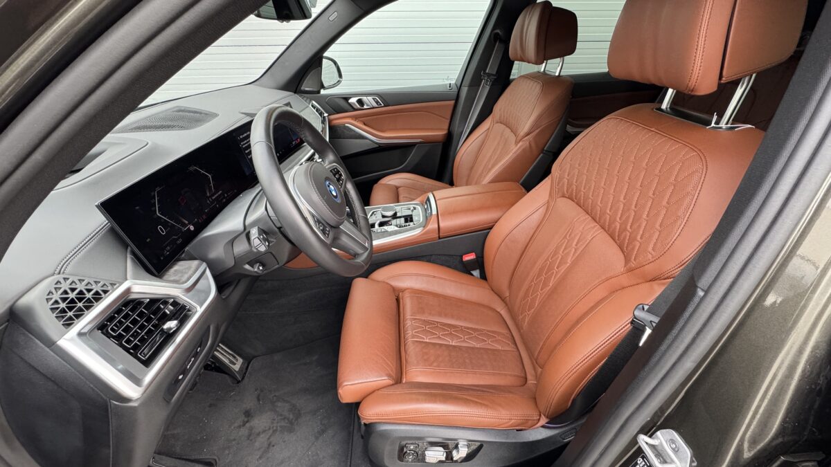 Fotografie vozu - klik pro zvětšení