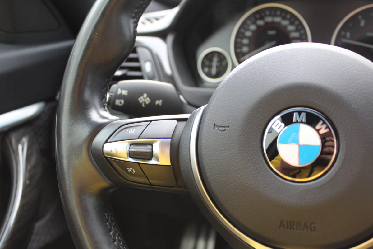 Fotografie vozu - klik pro zvětšení