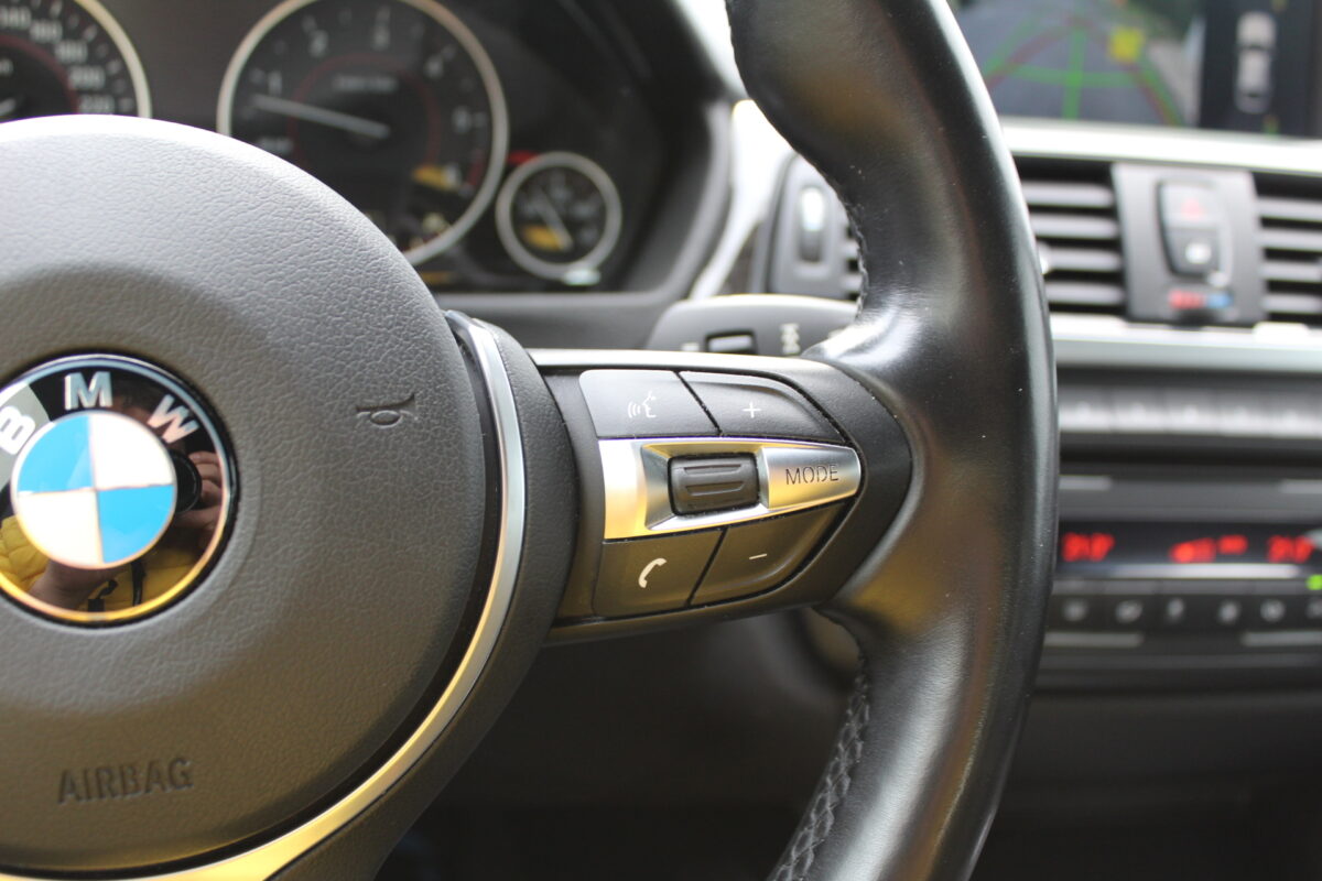 Fotografie vozu - klik pro zvětšení