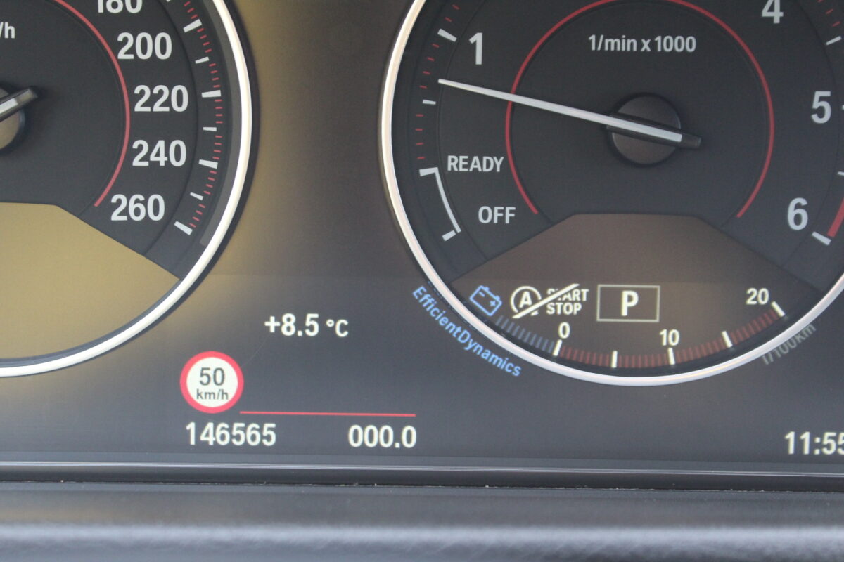 Fotografie vozu - klik pro zvětšení