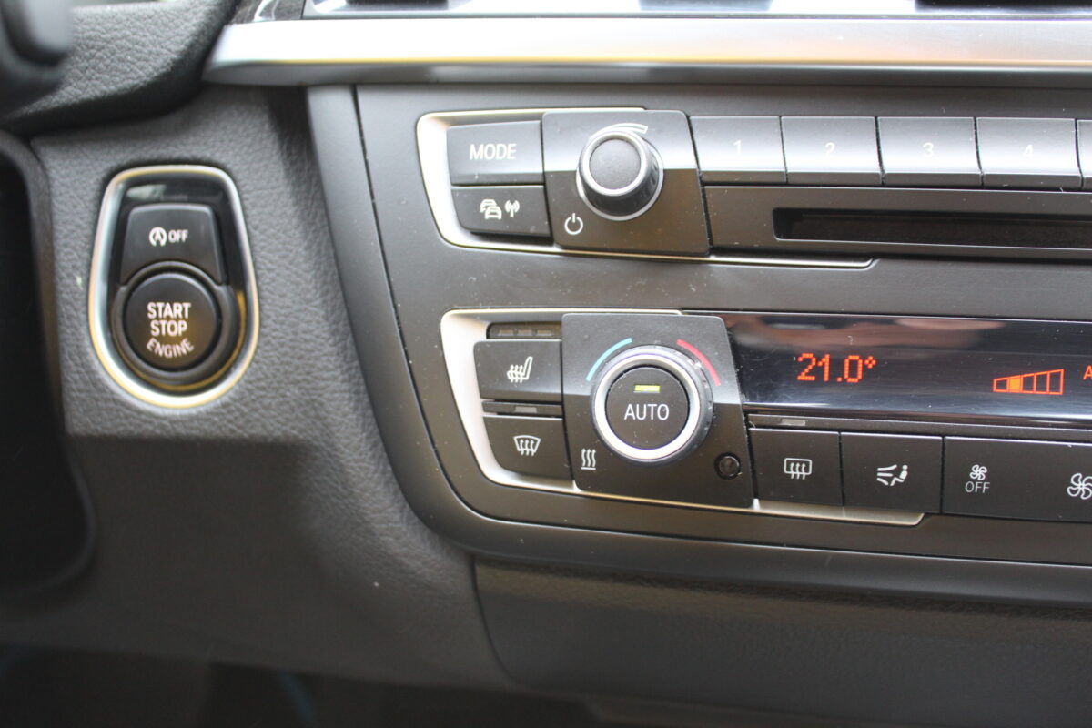 Fotografie vozu - klik pro zvětšení