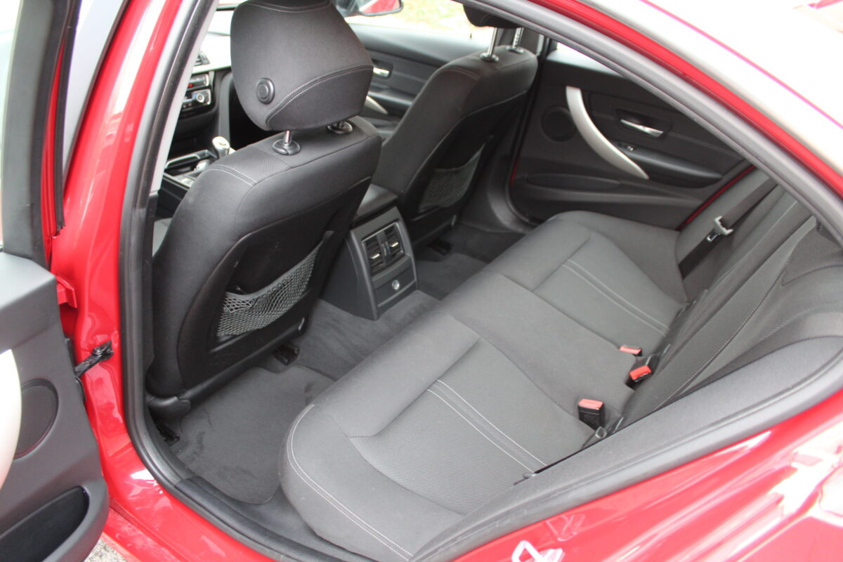 Fotografie vozu - klik pro zvětšení