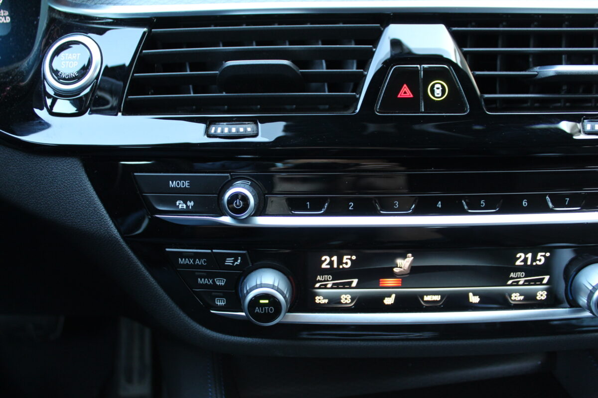 Fotografie vozu - klik pro zvětšení