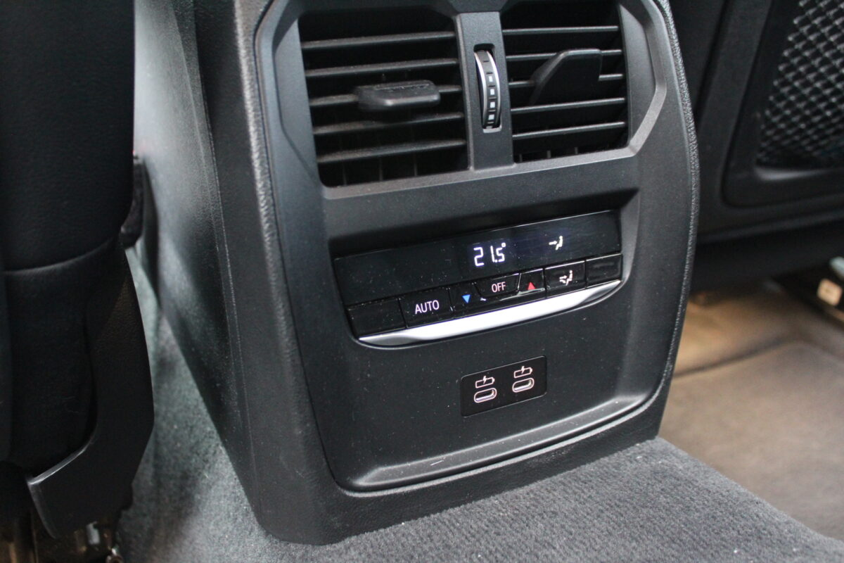 Fotografie vozu - klik pro zvětšení