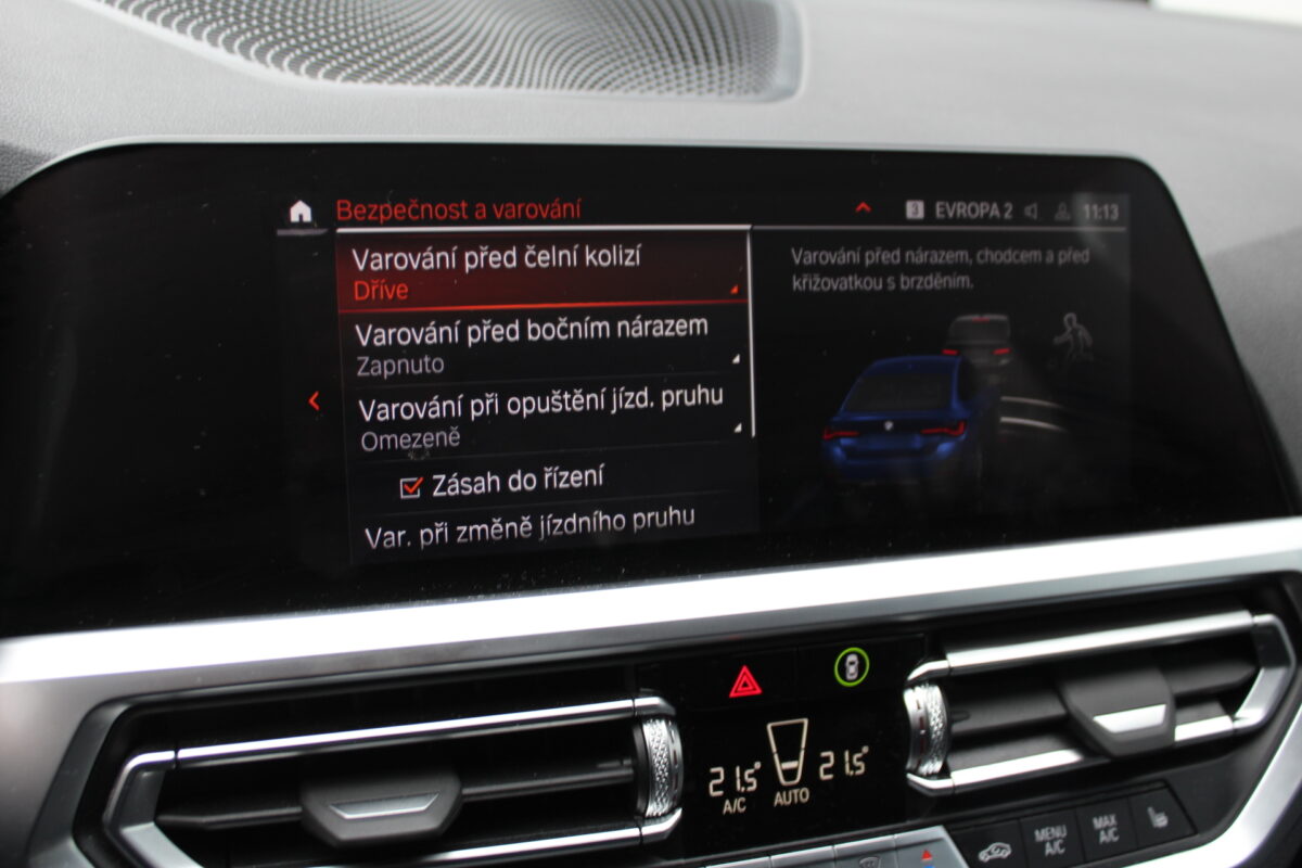 Fotografie vozu - klik pro zvětšení