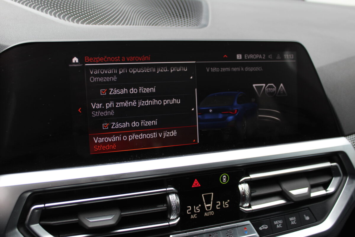 Fotografie vozu - klik pro zvětšení