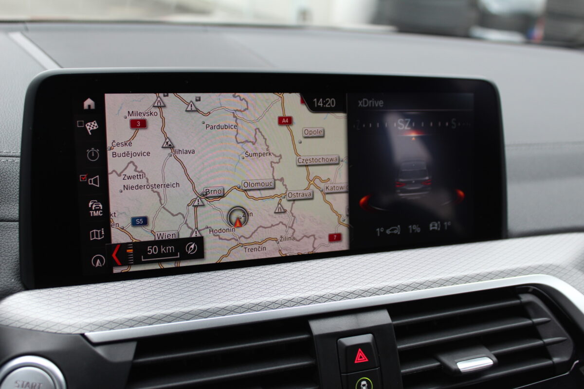 Fotografie vozu - klik pro zvětšení