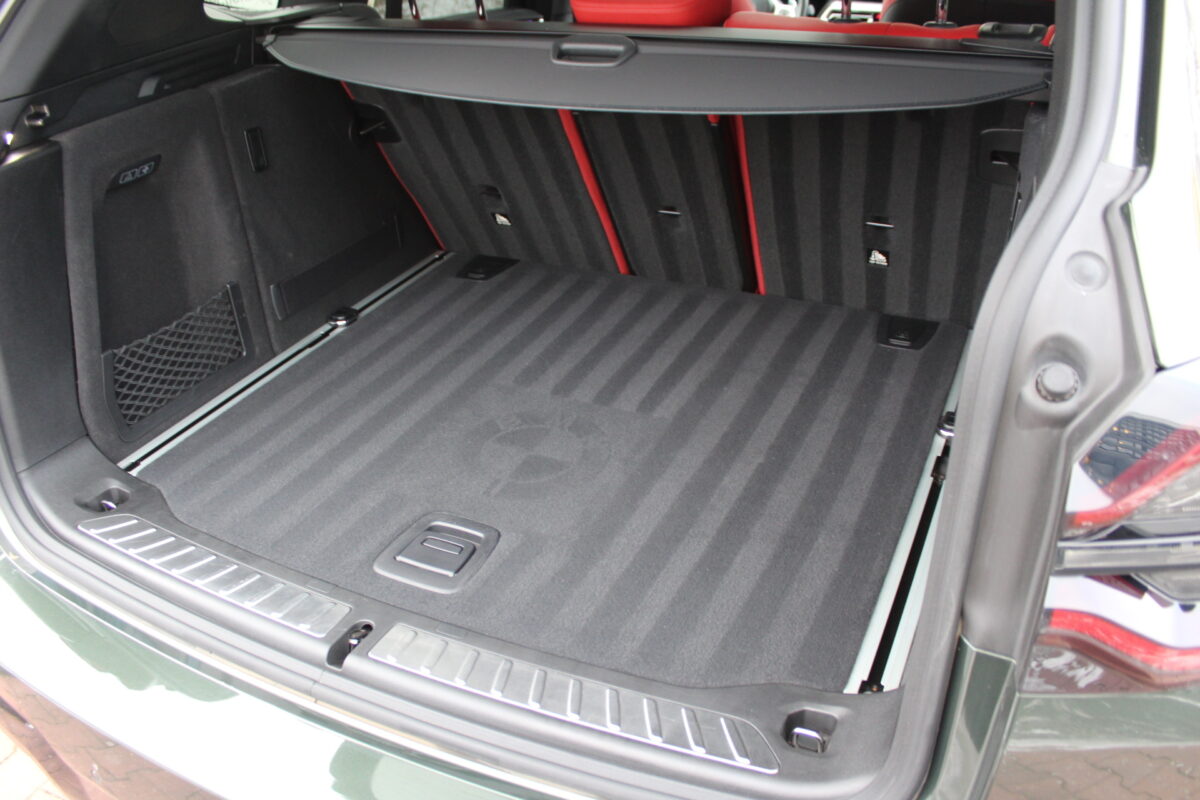 Fotografie vozu - klik pro zvětšení