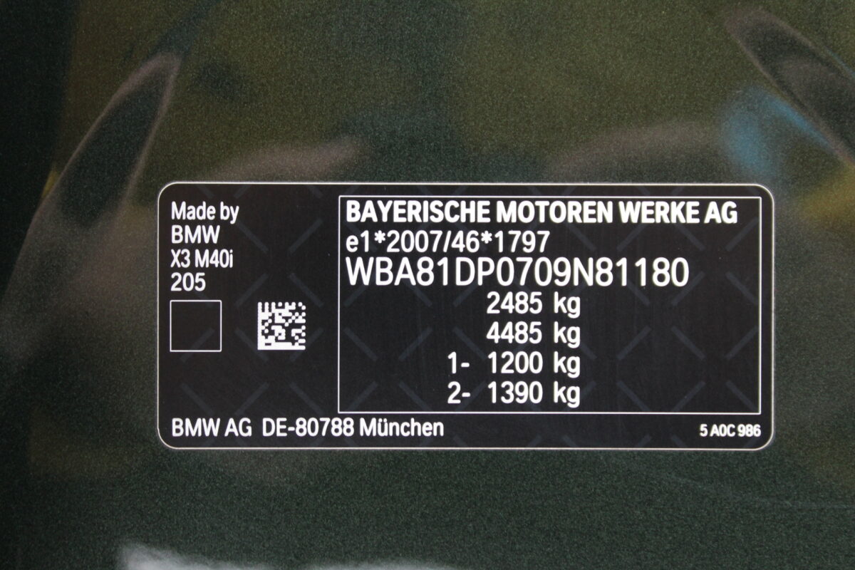 Fotografie vozu - klik pro zvětšení