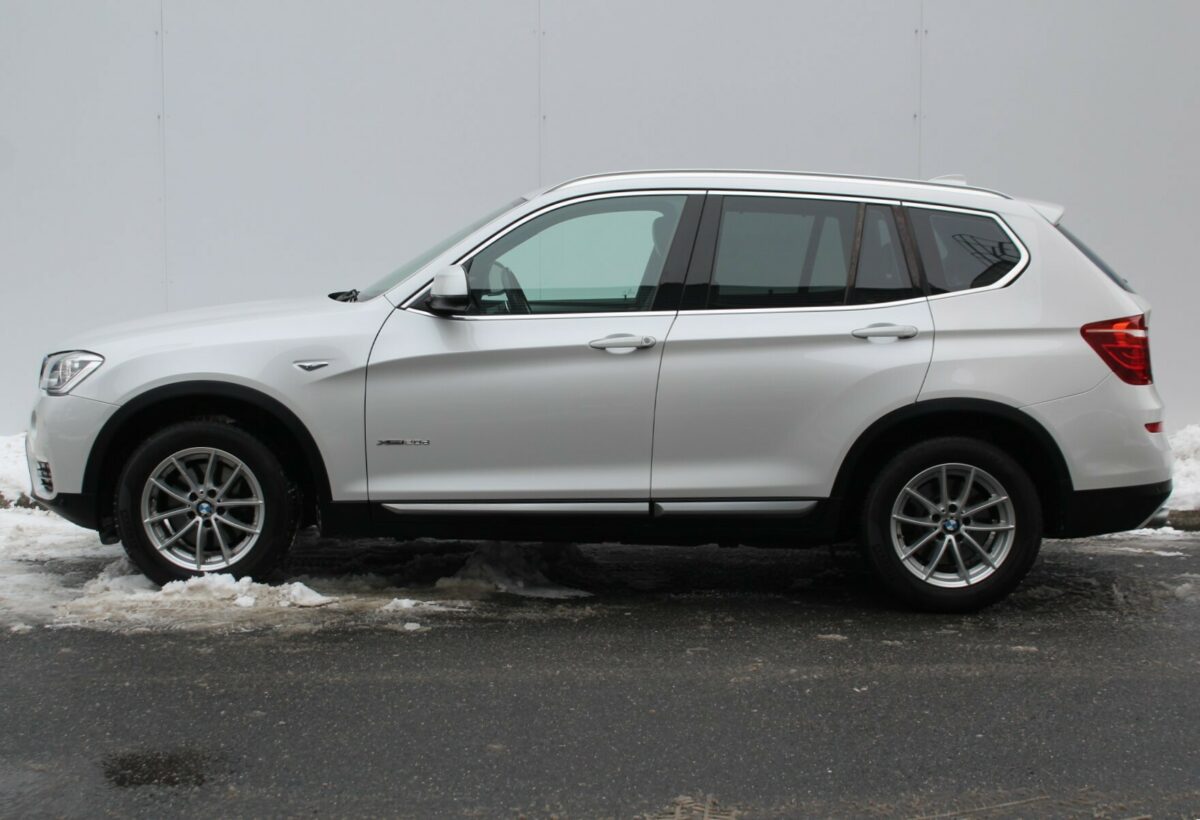 Fotografie vozu - klik pro zvětšení